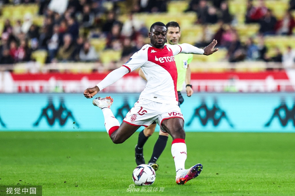 星空体育官方网站-郭艾伦丁彦雨航单挑